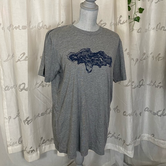 Gray Graphic T-Shirt - Picture 1 of 3